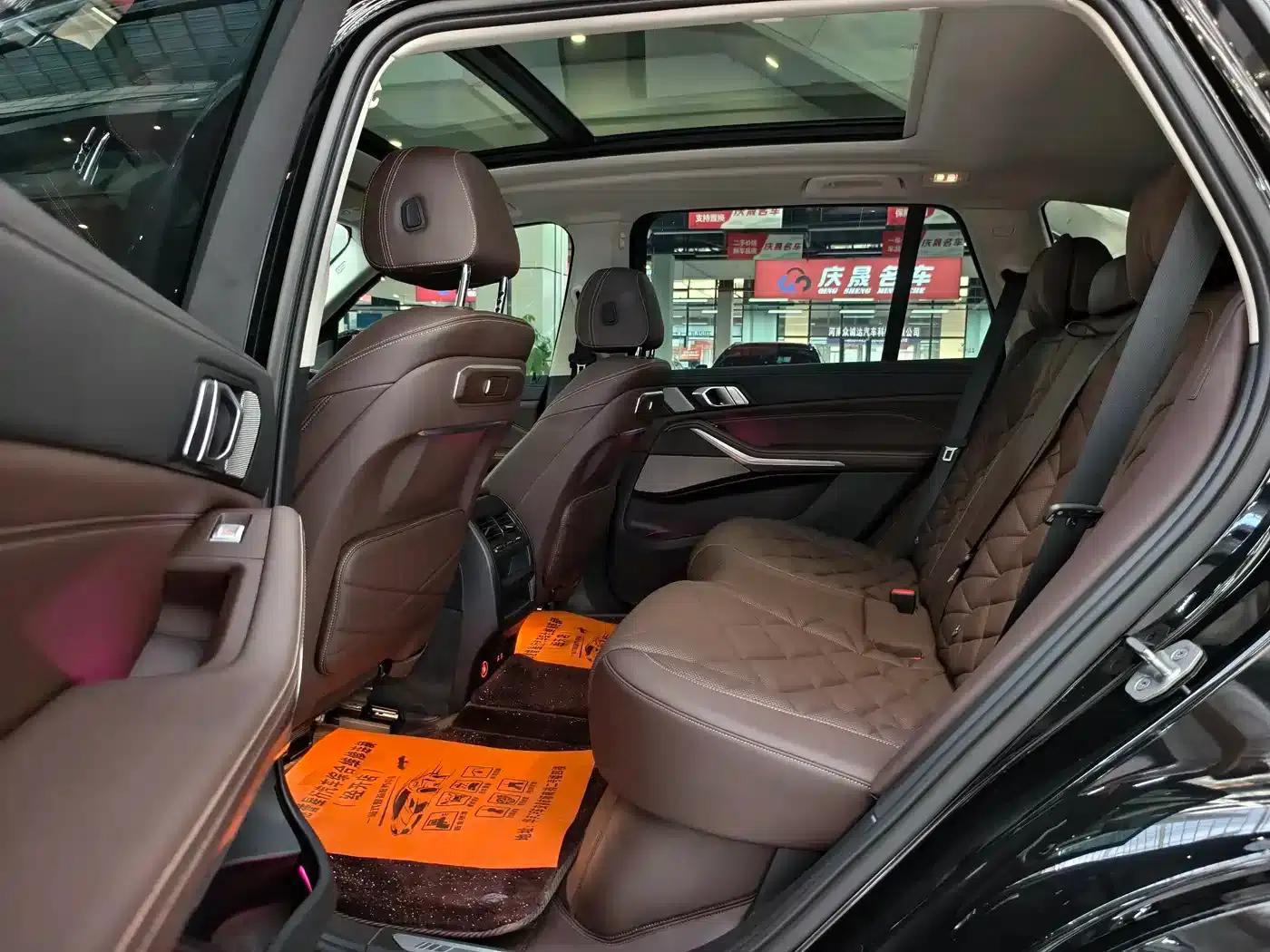 BMW X5 2023 xDrive 30Li Luxury M Sport Package — миниатюра 10