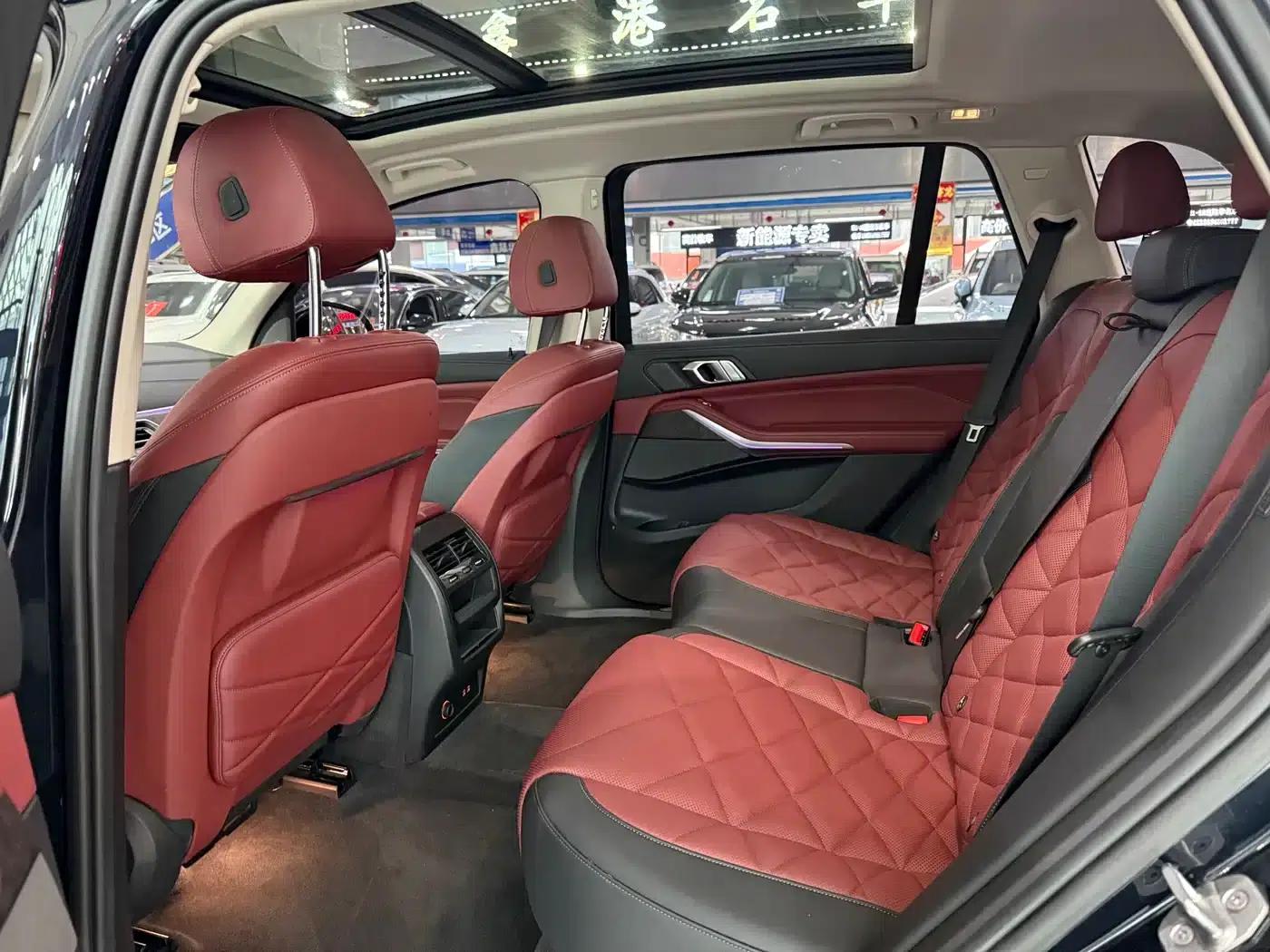 BMW X5 2022 xDrive 30Li M Sport Package — миниатюра 12