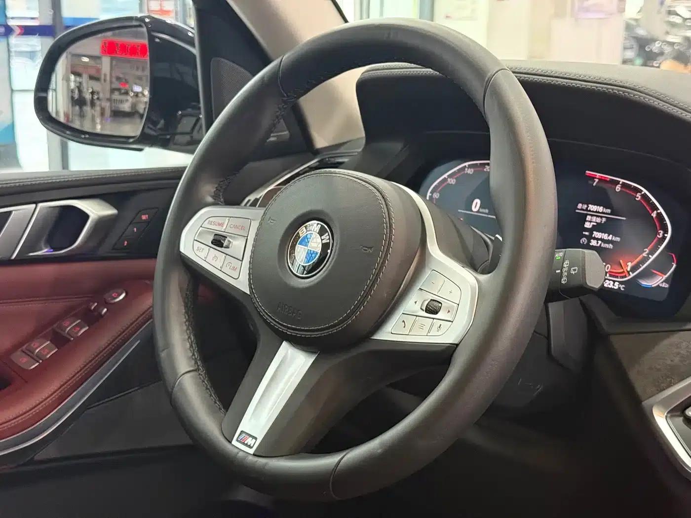 BMW X5 2022 xDrive 30Li M Sport Package — миниатюра 15