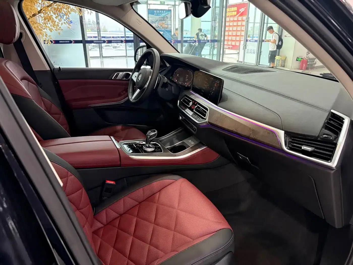 BMW X5 2022 xDrive 30Li M Sport Package — миниатюра 10