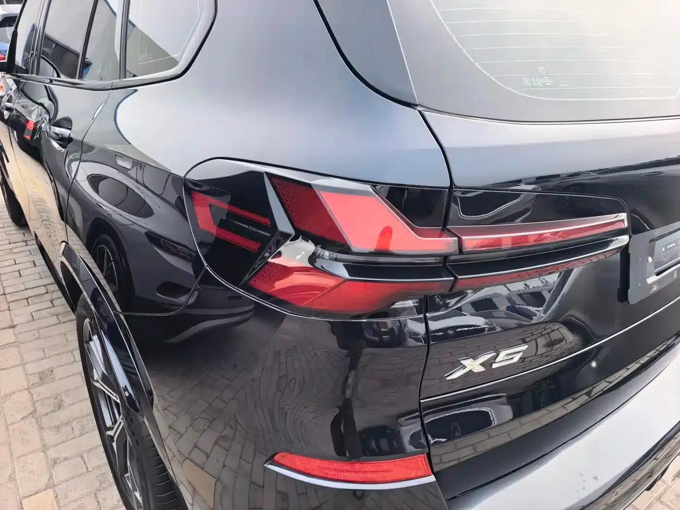 BMW X5 2023 xDrive 30Li M Sport Shadow Edition — миниатюра 5