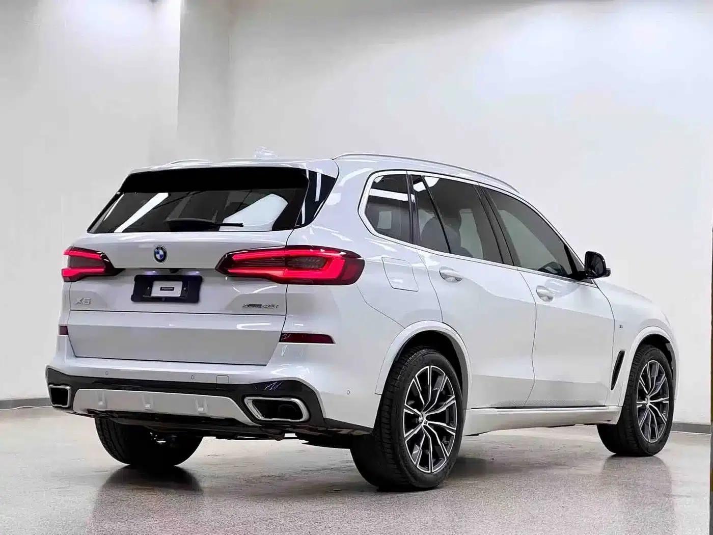 2021 BMW X5 xDrive40i M Sport Package (Imported) — миниатюра 4