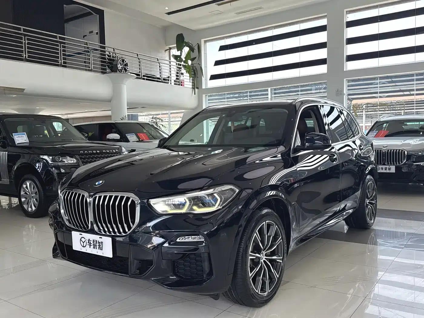 2021 BMW X5 xDrive30i M Sport Package (Imported) — миниатюра 1