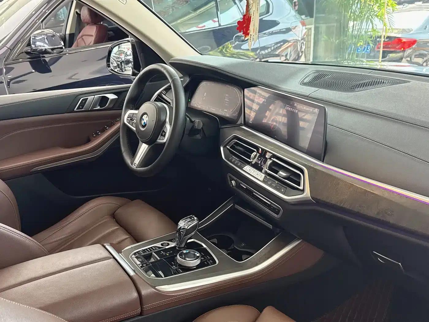 2021 BMW X5 xDrive30i M Sport Package (Imported) — миниатюра 10