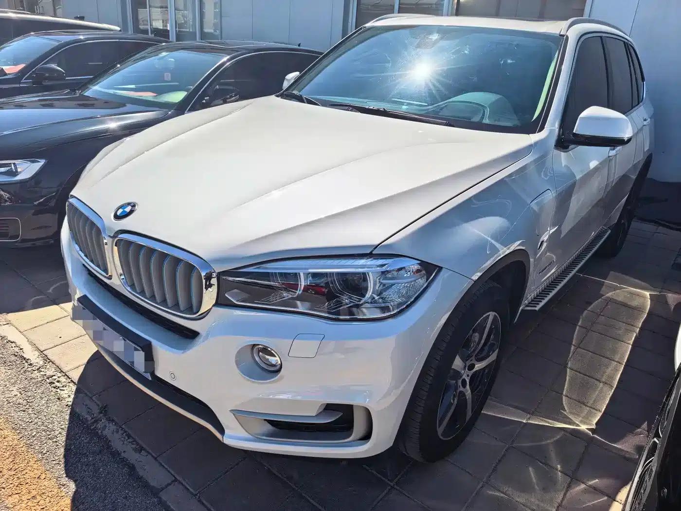 2016 BMW X5 PHEV Imported Model xDrive40e — миниатюра 1