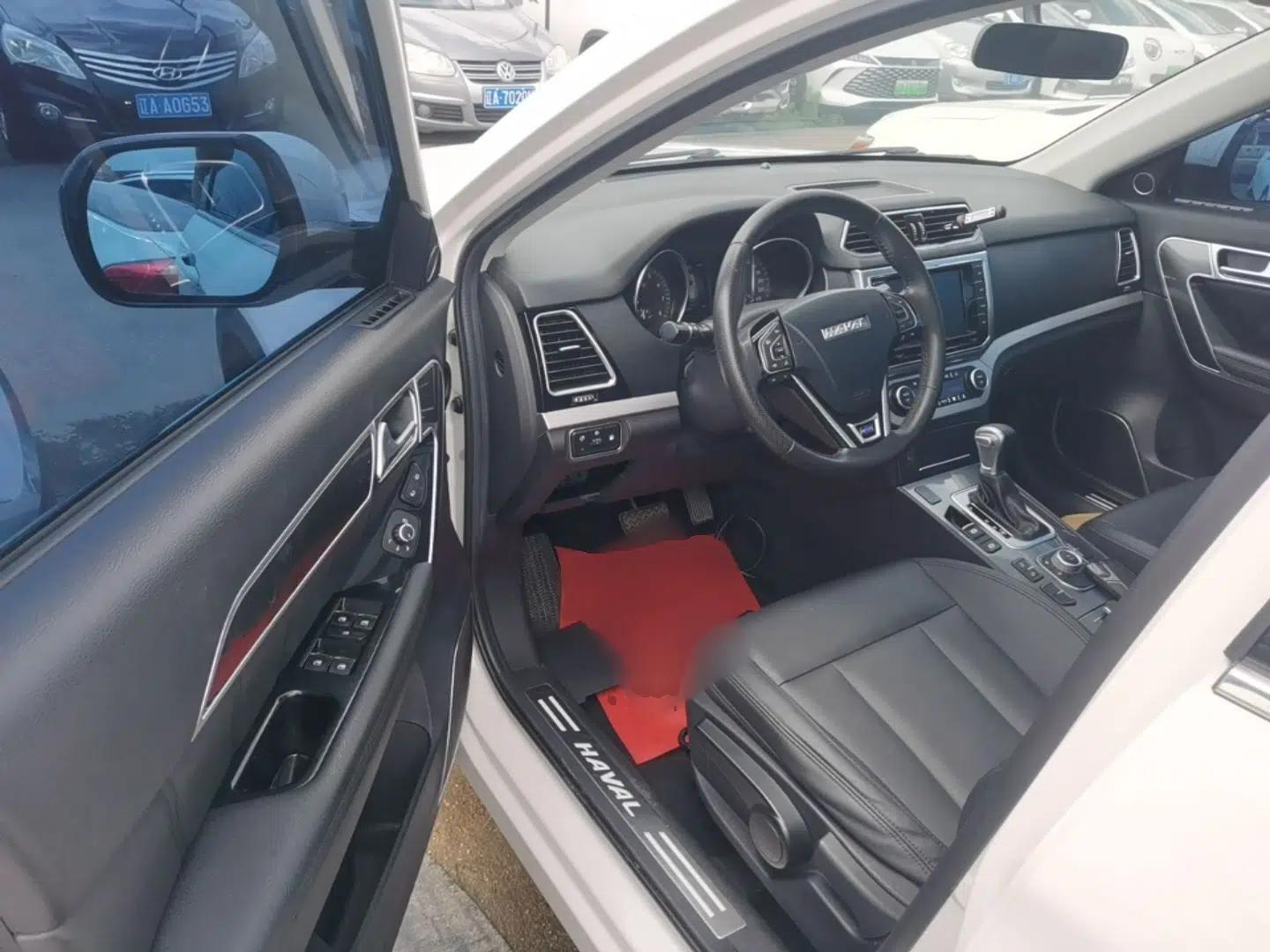 Haval H6 Coupe 2016 Blue Label 1.5T Automatic Two-Wheel Drive Urban Model — миниатюра 18