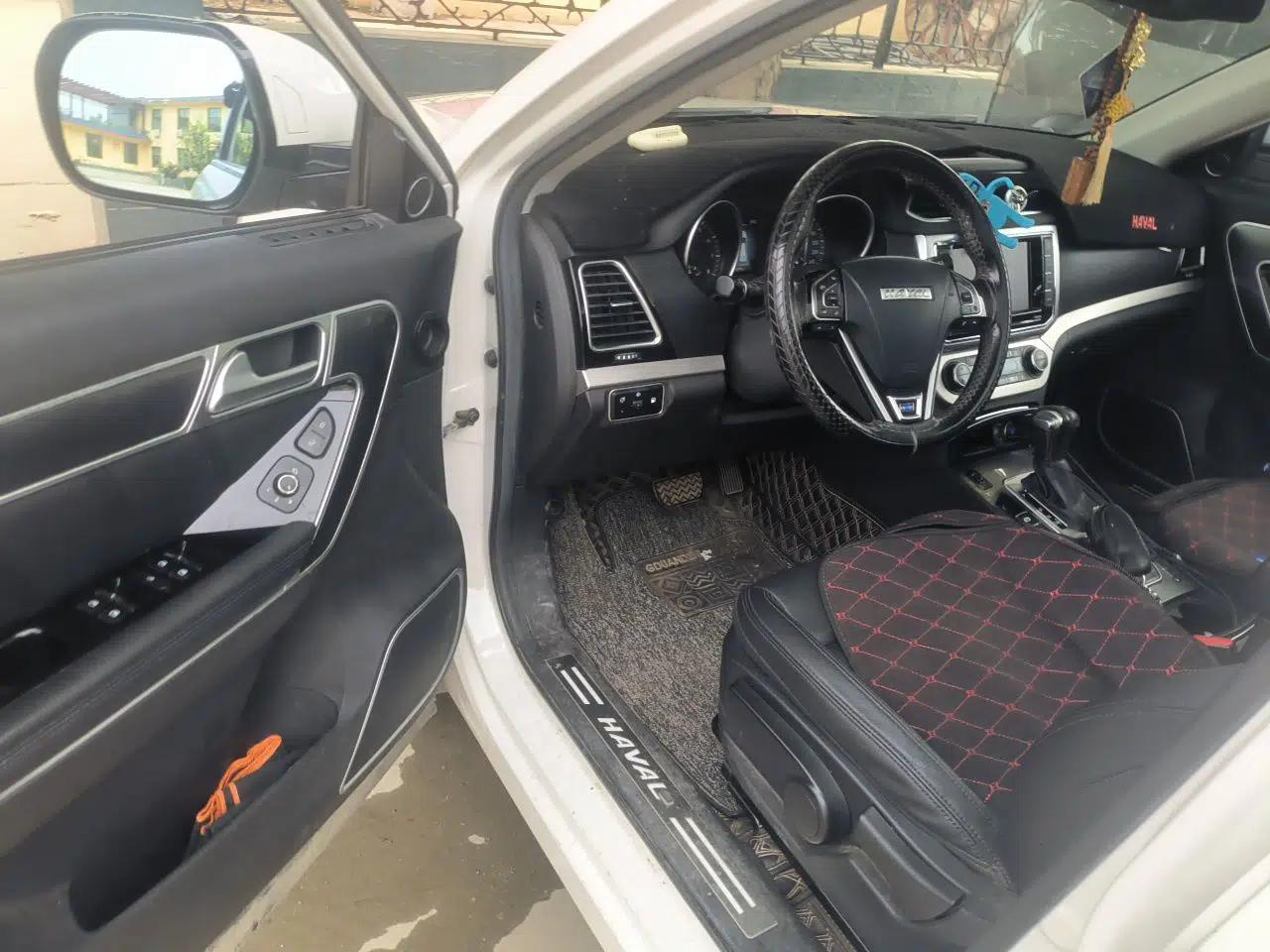 Haval H6 Coupe 2016 Blue Label 1.5T Automatic Two-Wheel Drive Urban Model — миниатюра 16