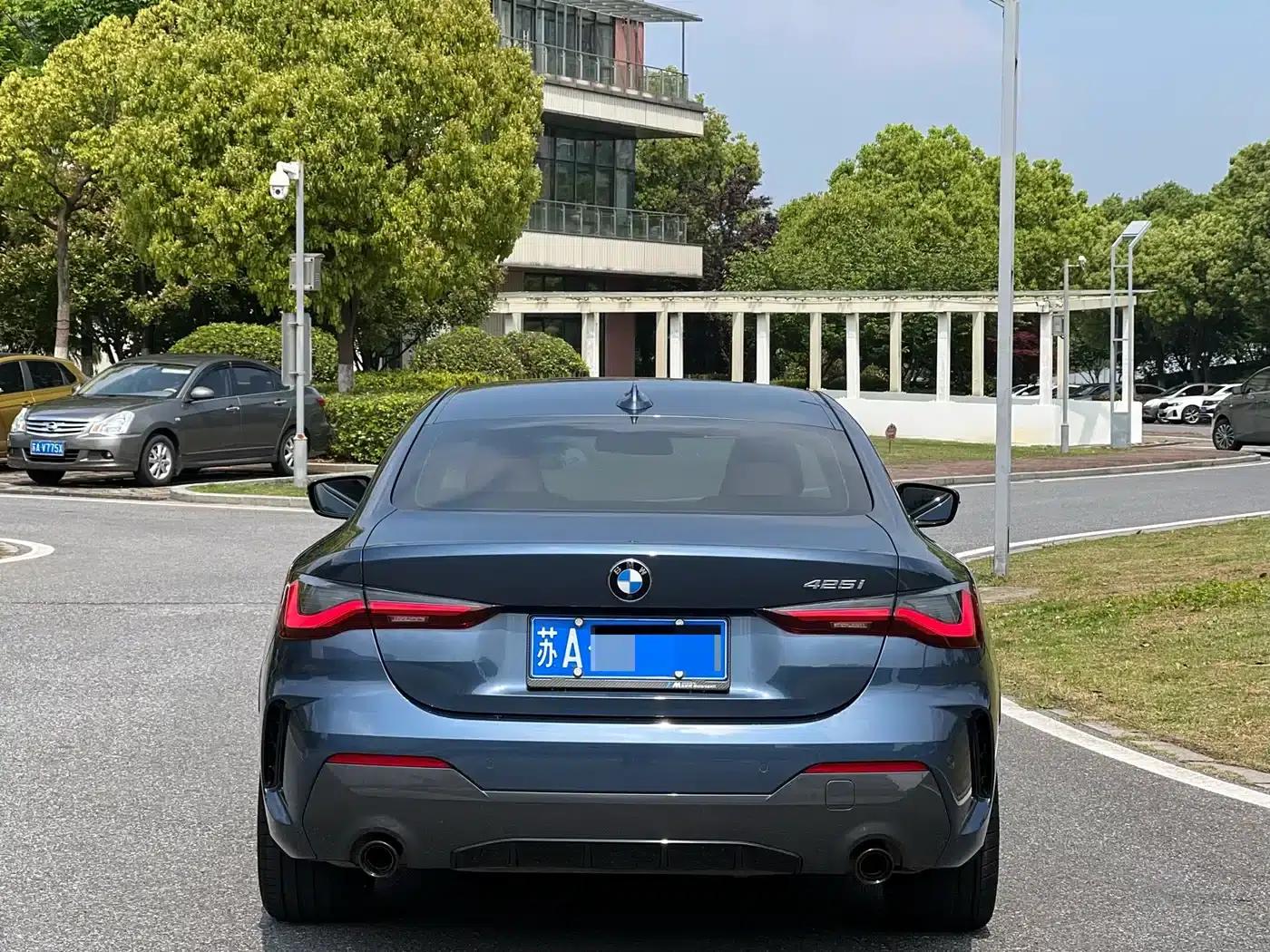 2022 BMW 4 Series 425i M Sport Shadow Edition — миниатюра 6