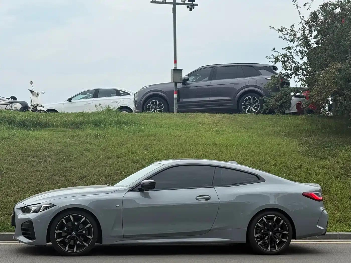 2026 BMW 4 Series 430i M Sport Shadow Edition — миниатюра 2