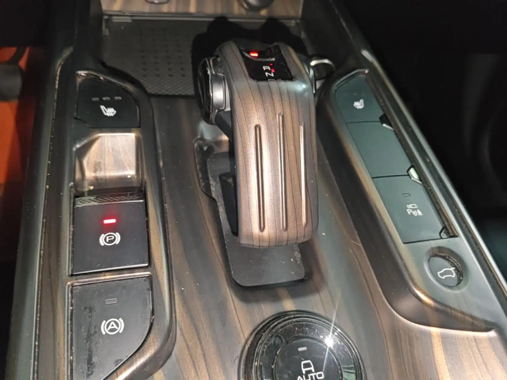 Haval H Dog 2023 2.0T Two-Wheel Drive Chaoye Version Plus — миниатюра 16
