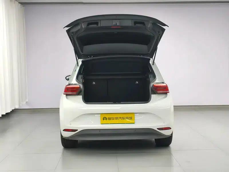 Volkswagen ID.3 2025 Facelift Smart Edition Outstanding Version — миниатюра 20