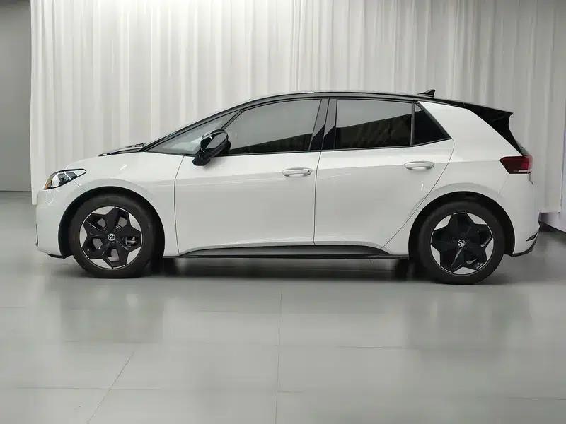 Volkswagen ID.3 2025 Facelift Smart Edition Outstanding Version — миниатюра 4
