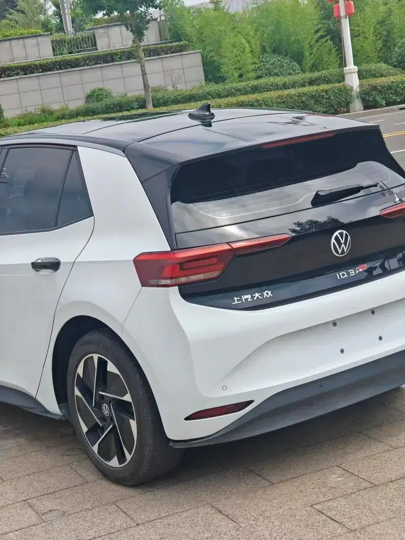Volkswagen ID.3 2025 Facelift Smart Edition Outstanding Version — миниатюра 5