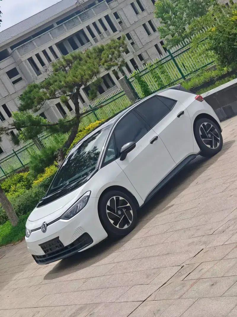Volkswagen ID.3 2025 Facelift Smart Edition Outstanding Version — миниатюра 6