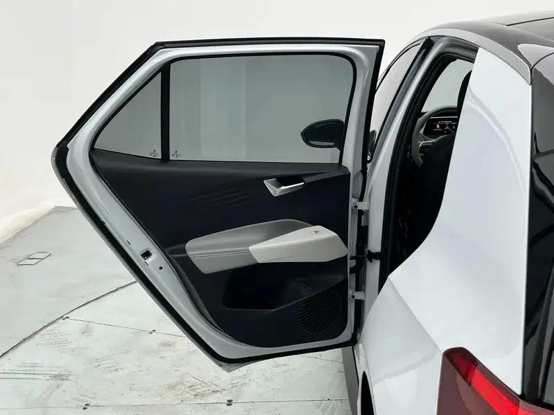 Volkswagen ID.3 2023 Upgraded Pure Smart Edition — миниатюра 27