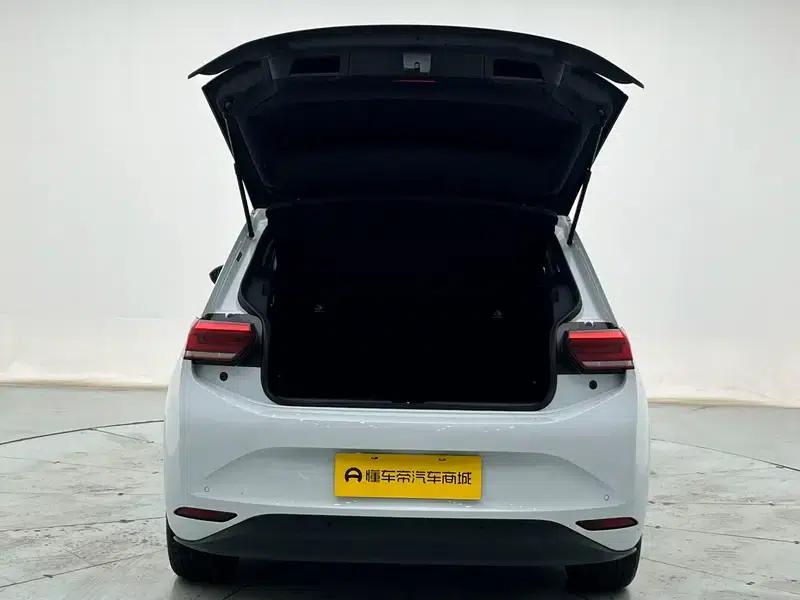 Volkswagen ID.3 2023 Upgraded Pure Smart Edition — миниатюра 28