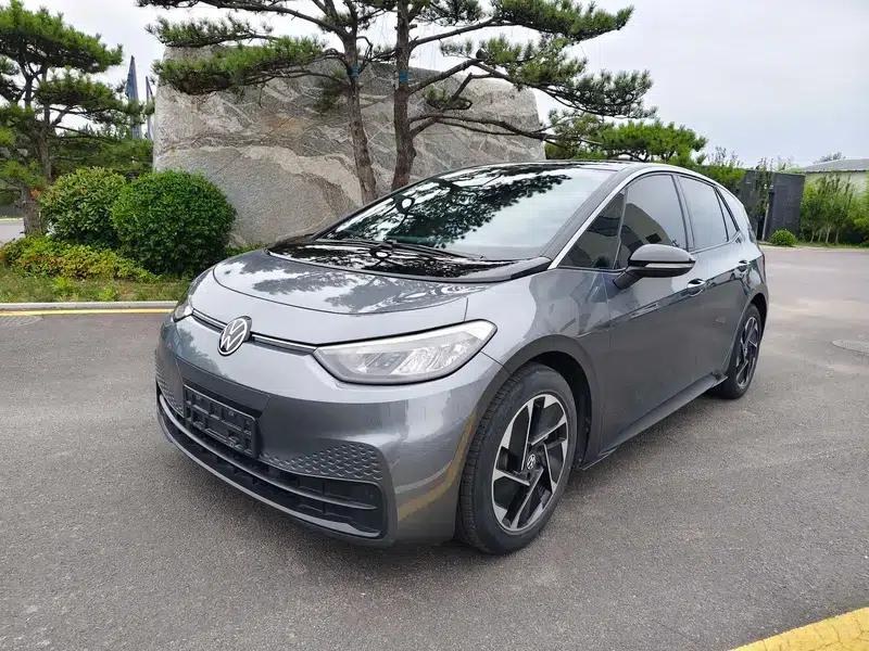 Volkswagen ID.3 2024 Outstanding Edition — миниатюра 1