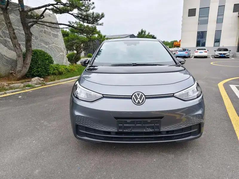 Volkswagen ID.3 2024 Outstanding Edition — миниатюра 2