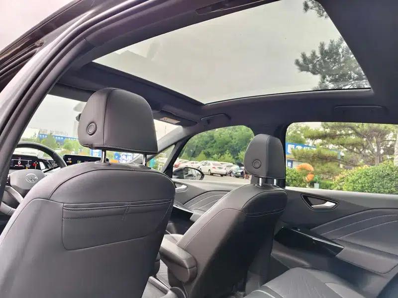 Volkswagen ID.3 2024 Outstanding Edition — миниатюра 8
