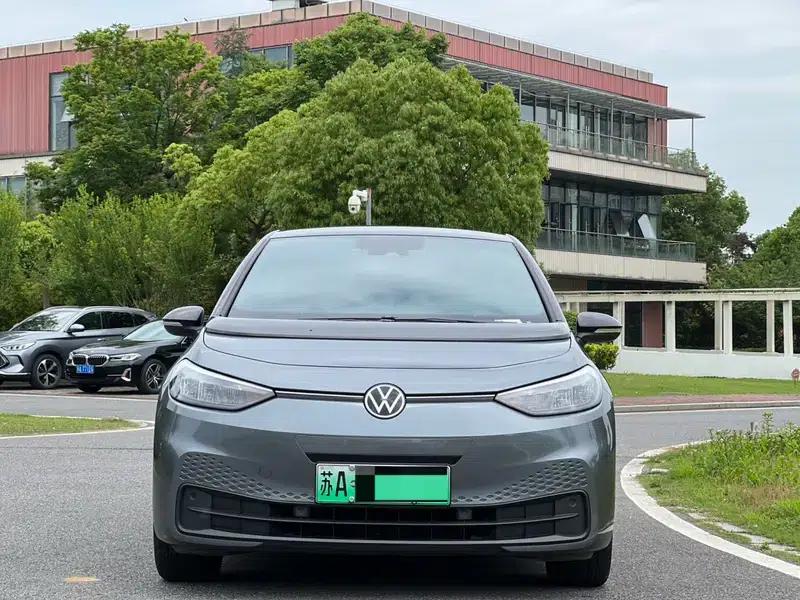 Volkswagen ID.3 2023 Upgraded Pure Smart Edition — миниатюра 2