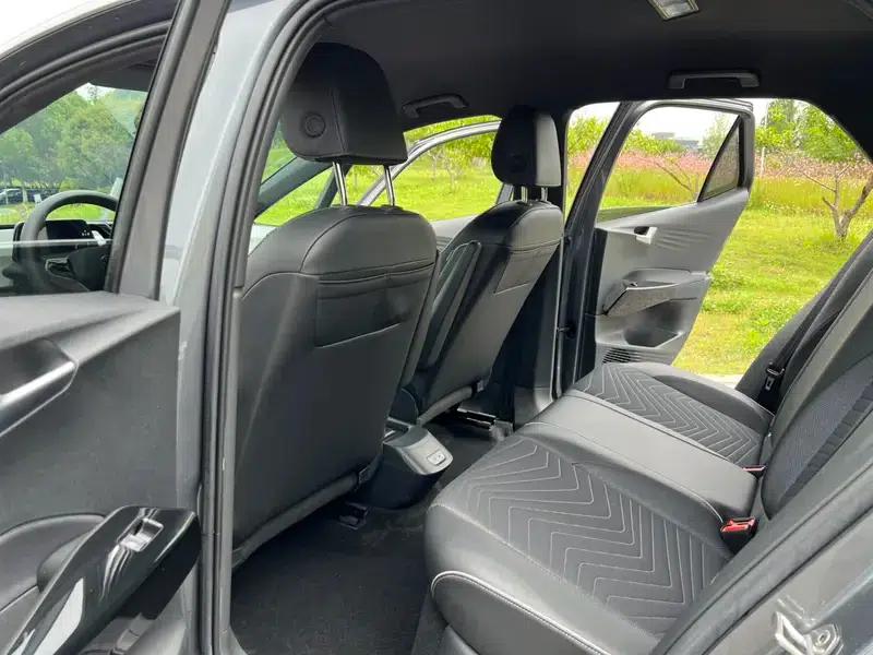 Volkswagen ID.3 2023 Upgraded Pure Smart Edition — миниатюра 19