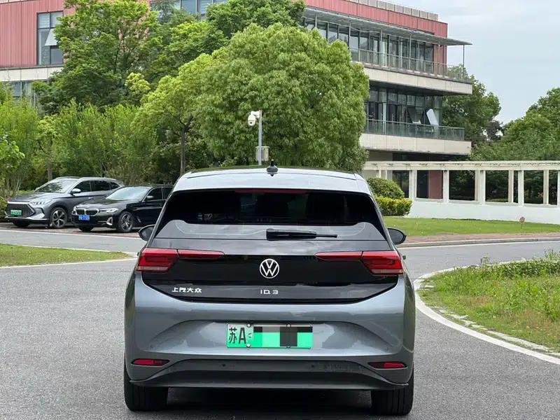 Volkswagen ID.3 2023 Upgraded Pure Smart Edition — миниатюра 6