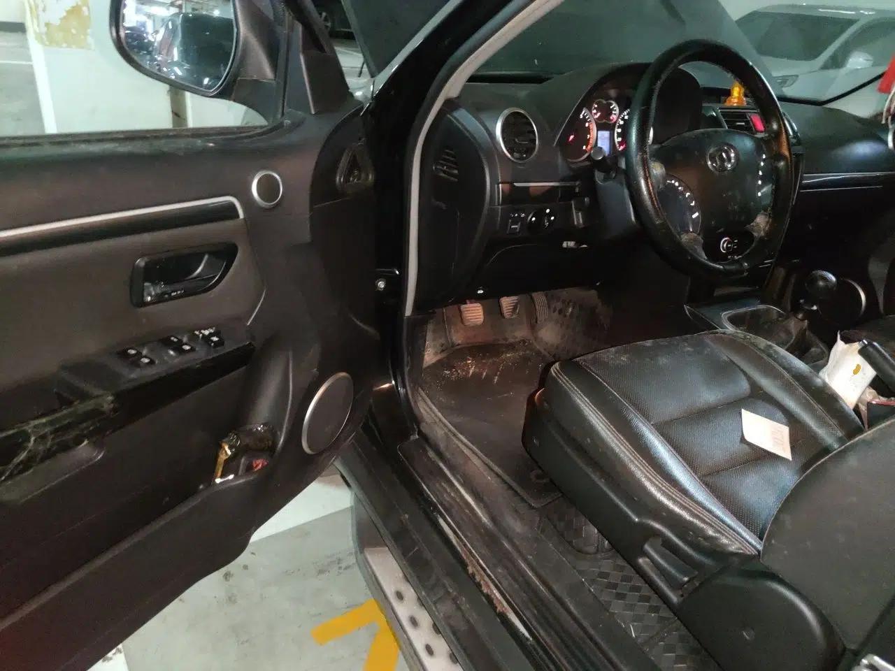 Haval H5 Classic 2013 ZhiZun Edition 2.0T Manual Two-Wheel Drive Elite Model — миниатюра 16