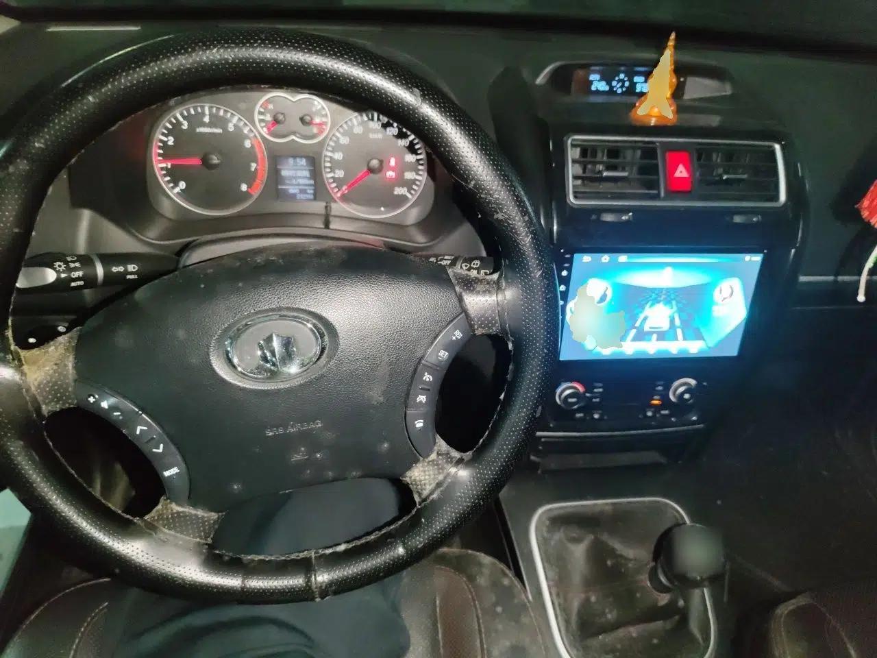 Haval H5 Classic 2013 ZhiZun Edition 2.0T Manual Two-Wheel Drive Elite Model — миниатюра 9