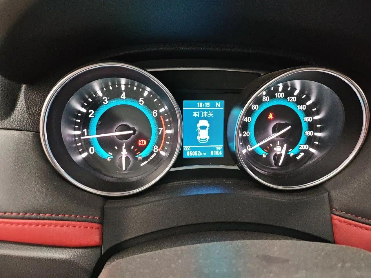 Haval H1 2016 Revised Version Blue Badge 1.5L AMT Luxury Edition — миниатюра 11