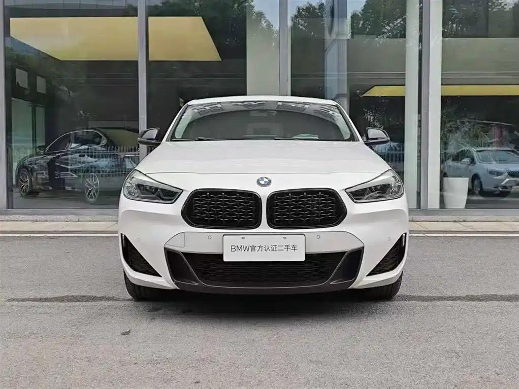 BMW X2 2023 sDrive25i M Sport Shadow Edition — миниатюра 3
