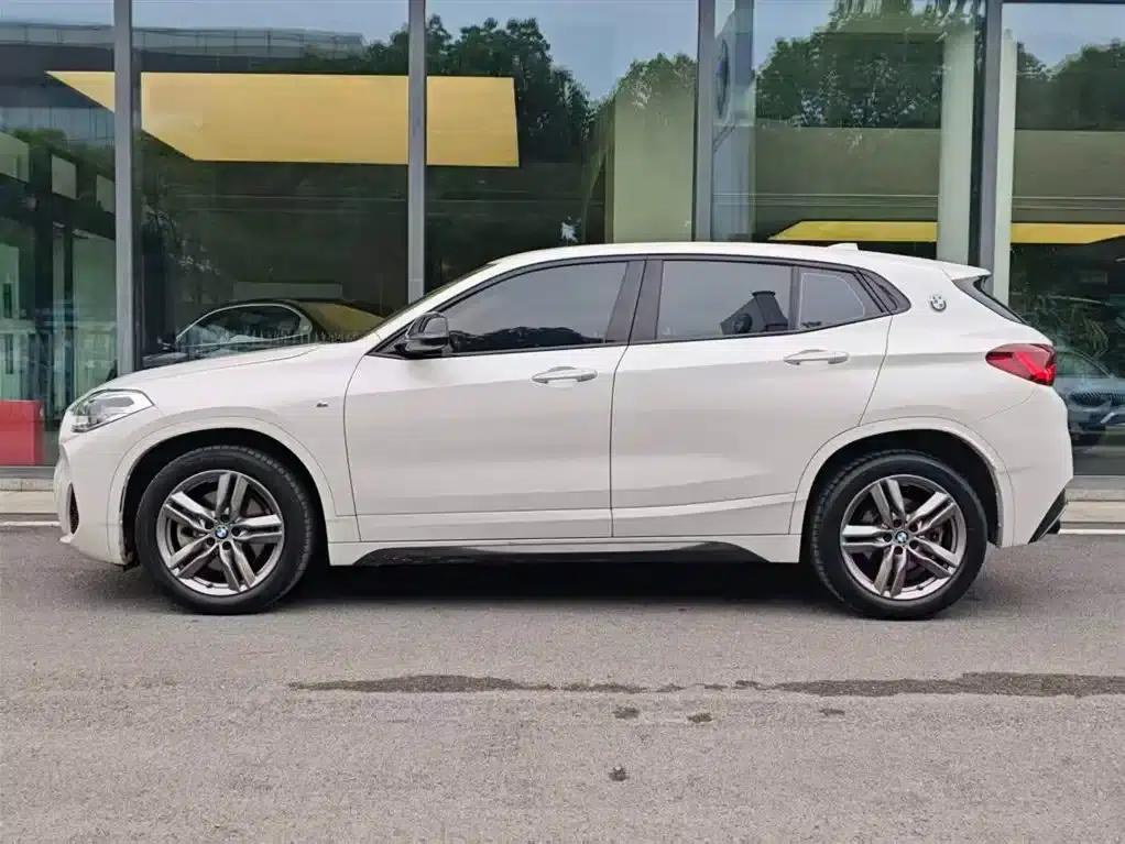 BMW X2 2023 sDrive25i M Sport Shadow Edition — миниатюра 4