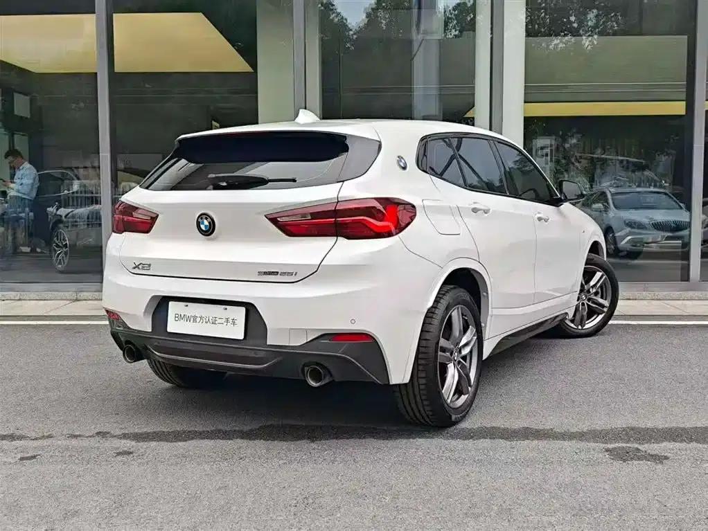 BMW X2 2023 sDrive25i M Sport Shadow Edition — миниатюра 5