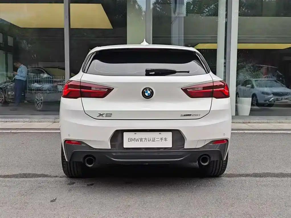 BMW X2 2023 sDrive25i M Sport Shadow Edition — миниатюра 6