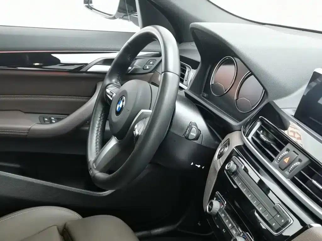 BMW X2 2020 sDrive25i Leading M Sport Package — миниатюра 22