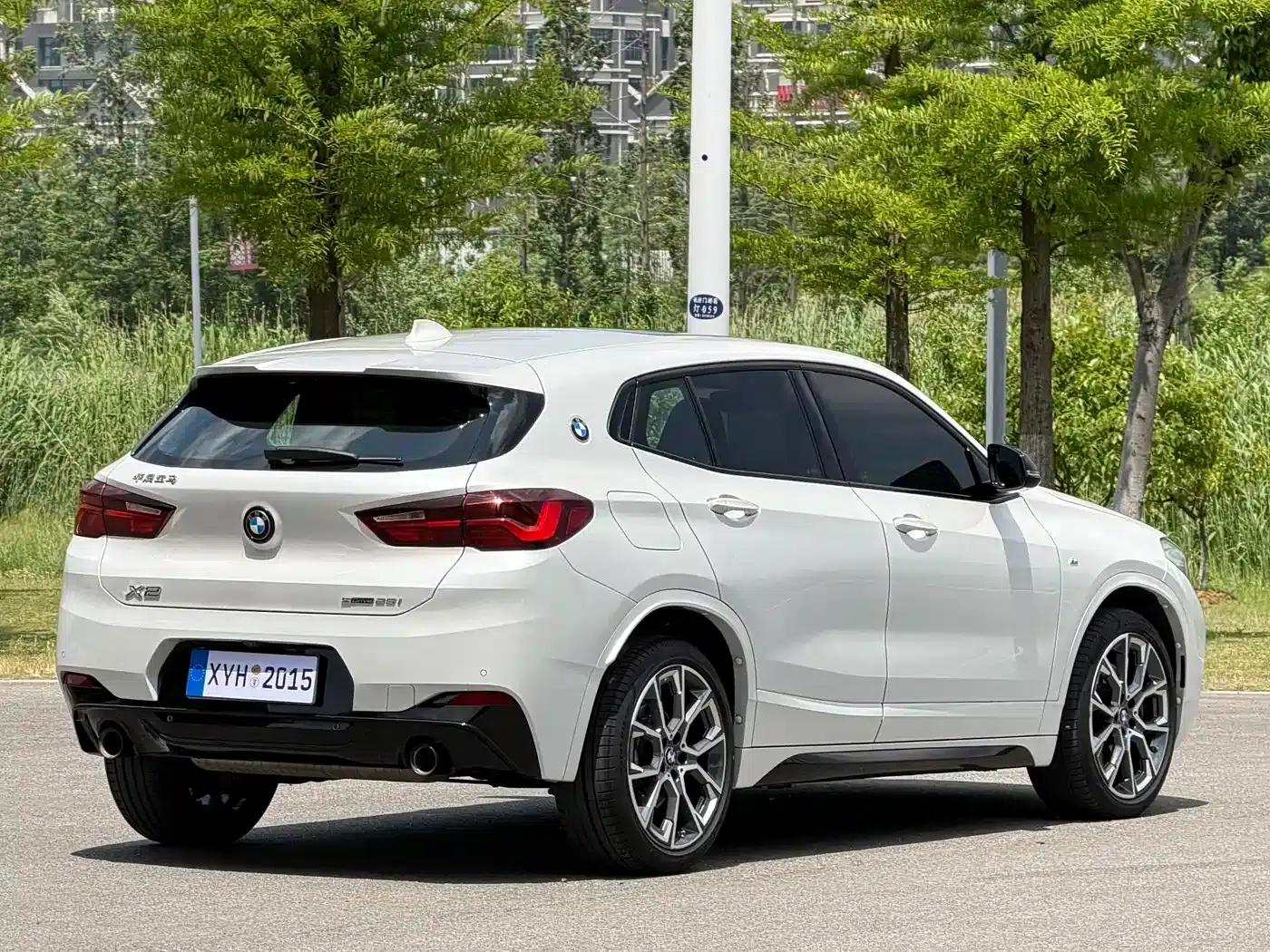 BMW X2 2021 Facelift sDrive25i Shadow Edition — миниатюра 17