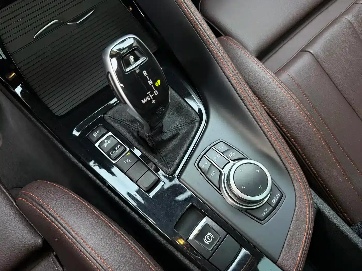 BMW X2 2021 Facelift sDrive25i Shadow Edition — миниатюра 10