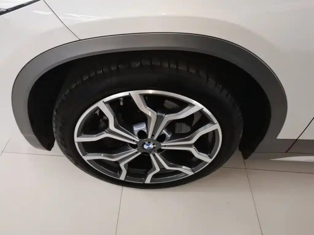 BMW X2 2021 sDrive25i Luxury M Sport Package — миниатюра 23