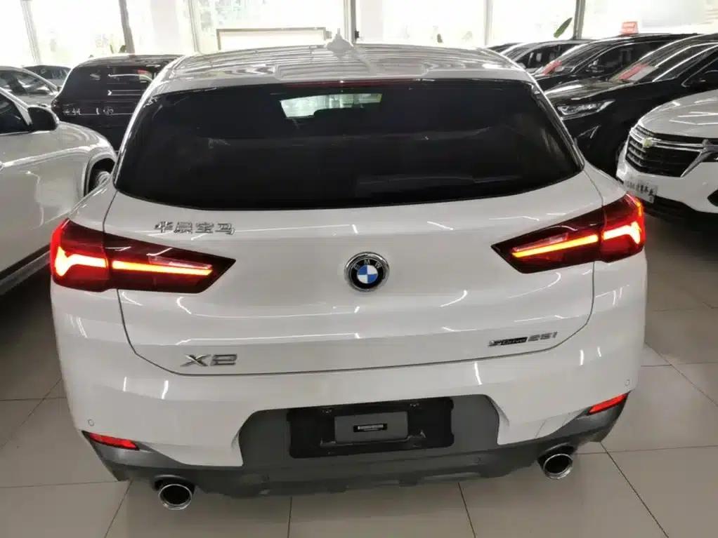 BMW X2 2021 sDrive25i Luxury M Sport Package — миниатюра 6