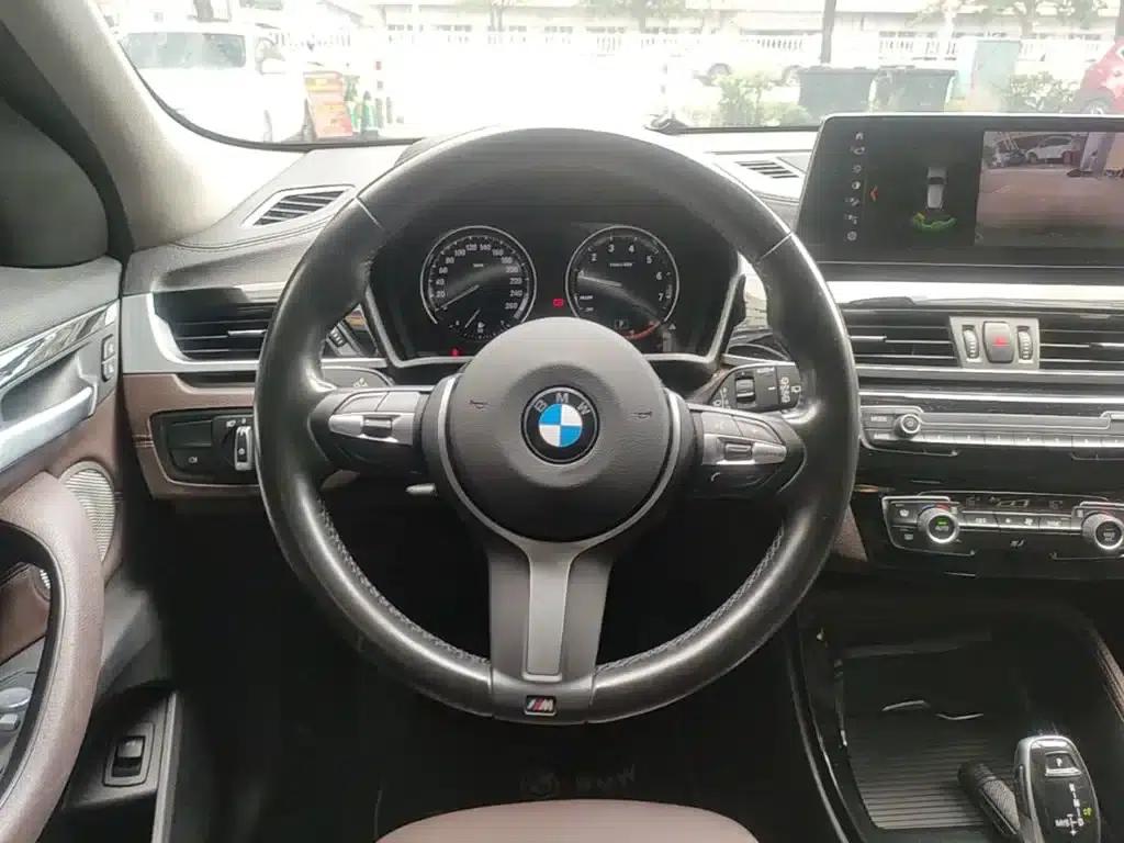 BMW X2 2022 sDrive25i M Sport Package — миниатюра 11