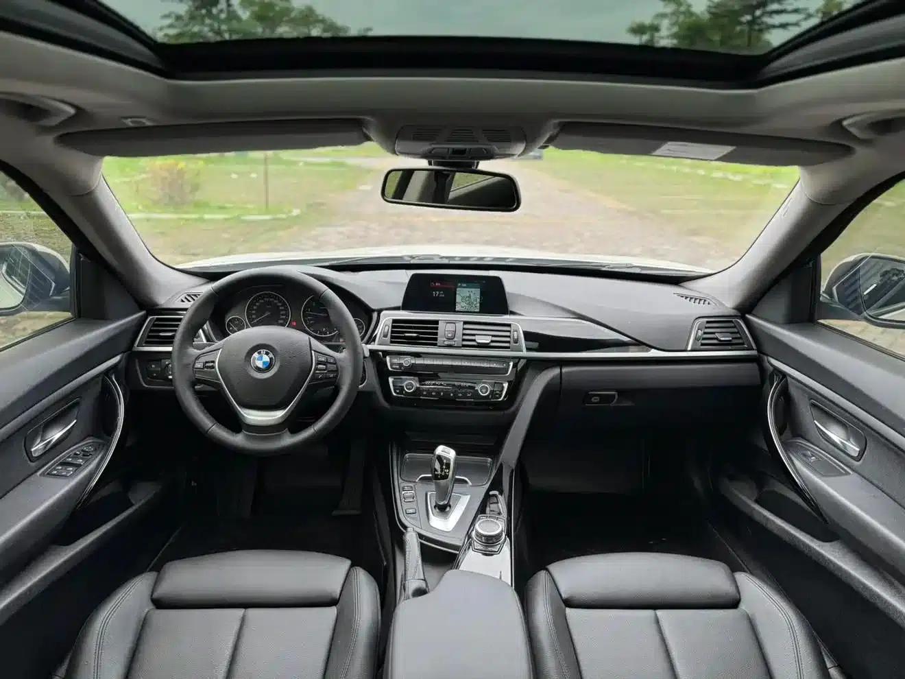 2019 BMW 3 Series GT 320i M Sport — миниатюра 16