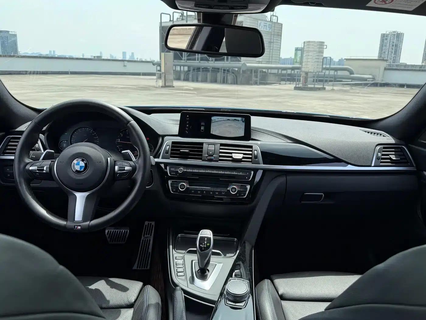 BMW 3 Series GT 2020 320i M Sport Shadow Edition — миниатюра 12