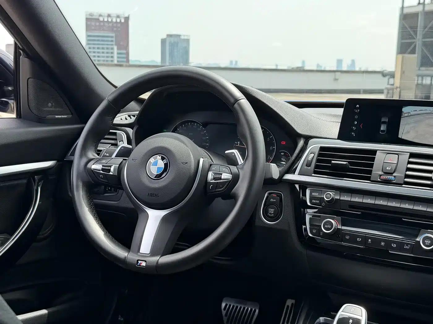 BMW 3 Series GT 2020 320i M Sport Shadow Edition — миниатюра 13