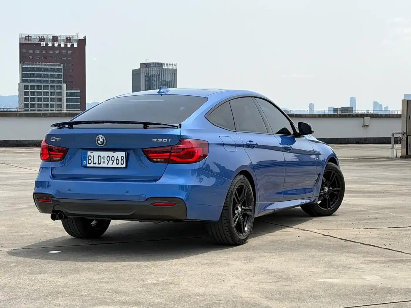 BMW 3 Series GT 2020 320i M Sport Shadow Edition — миниатюра 6