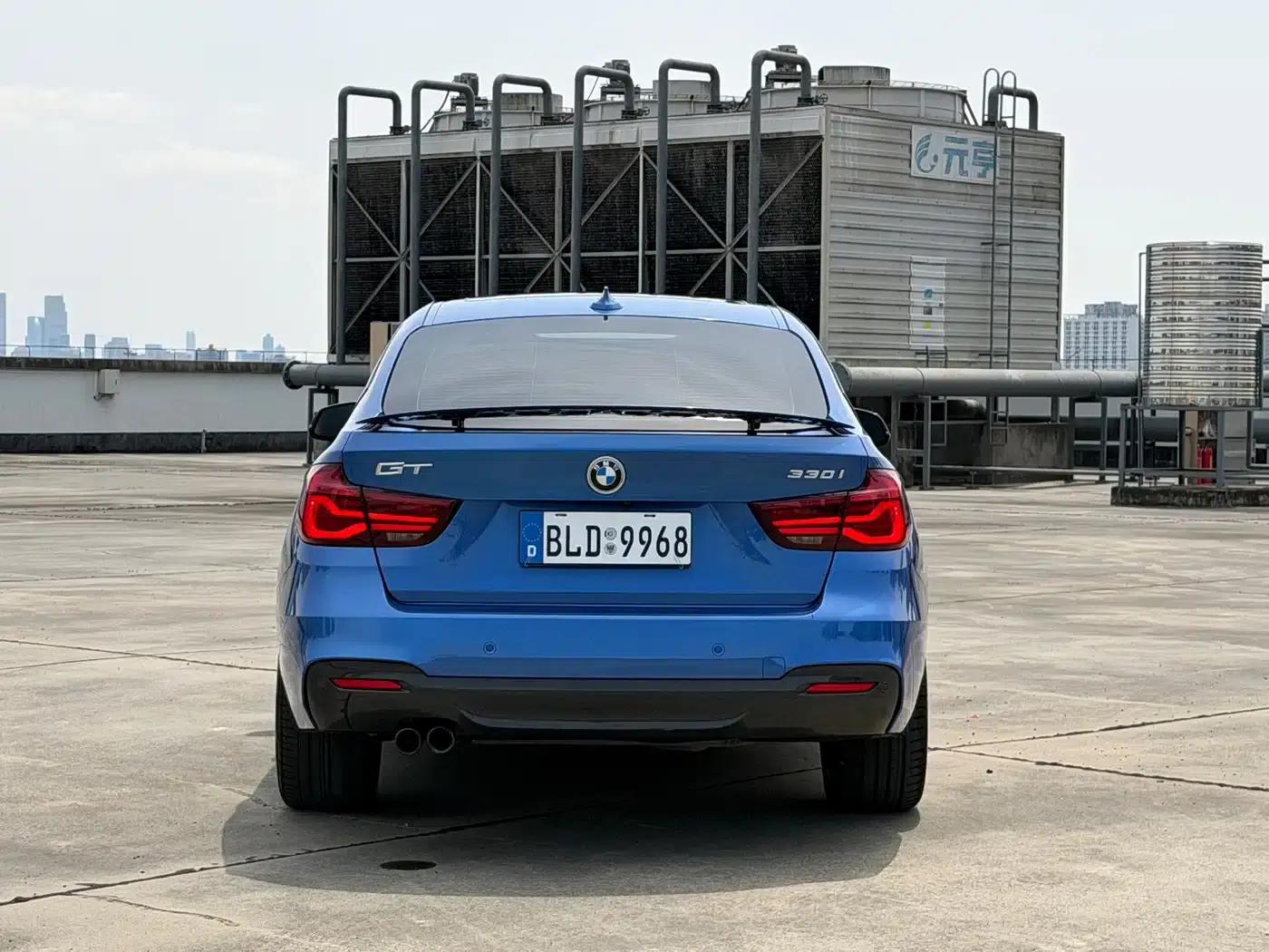 BMW 3 Series GT 2020 320i M Sport Shadow Edition — миниатюра 7