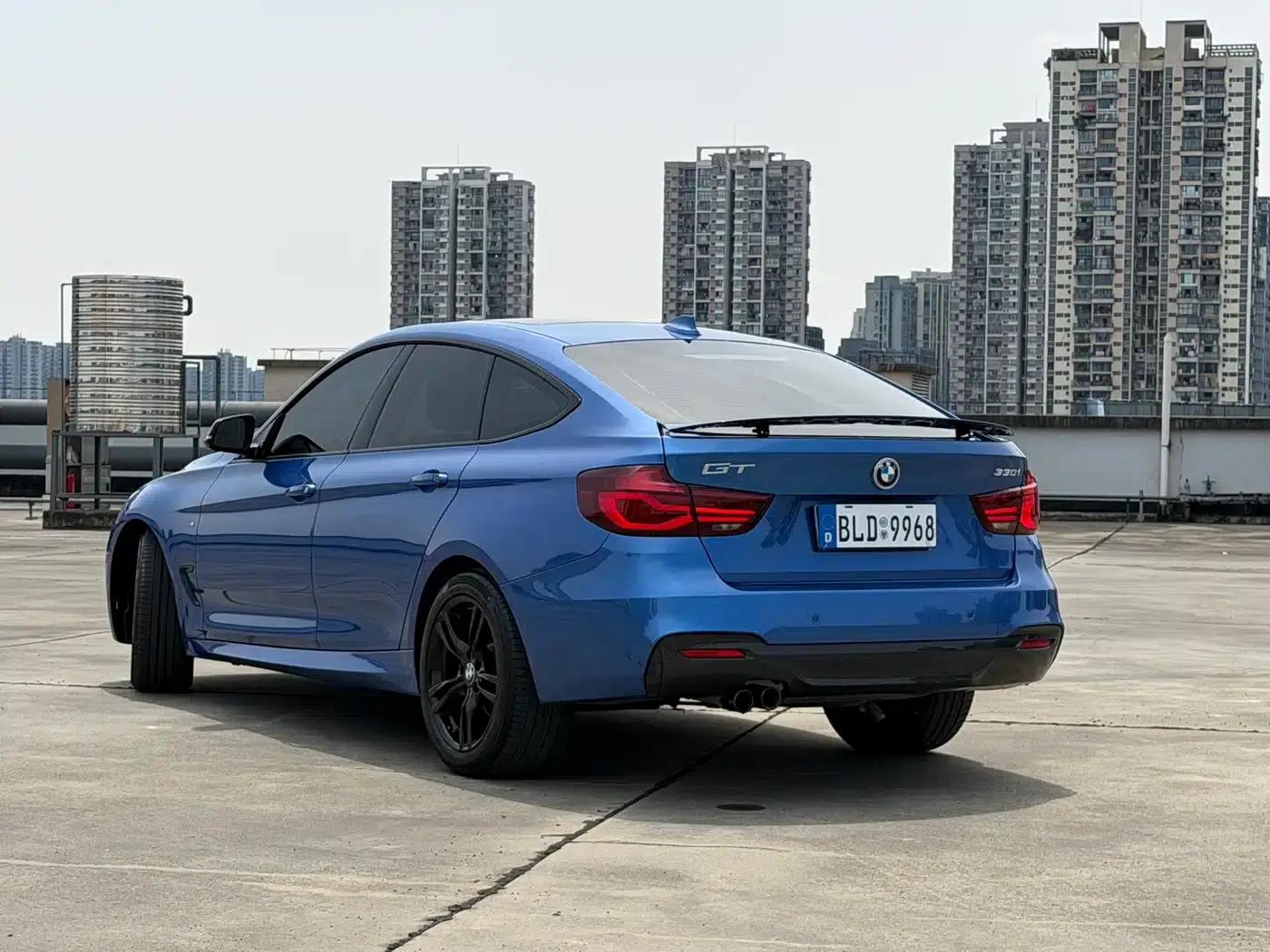 BMW 3 Series GT 2020 320i M Sport Shadow Edition — миниатюра 8