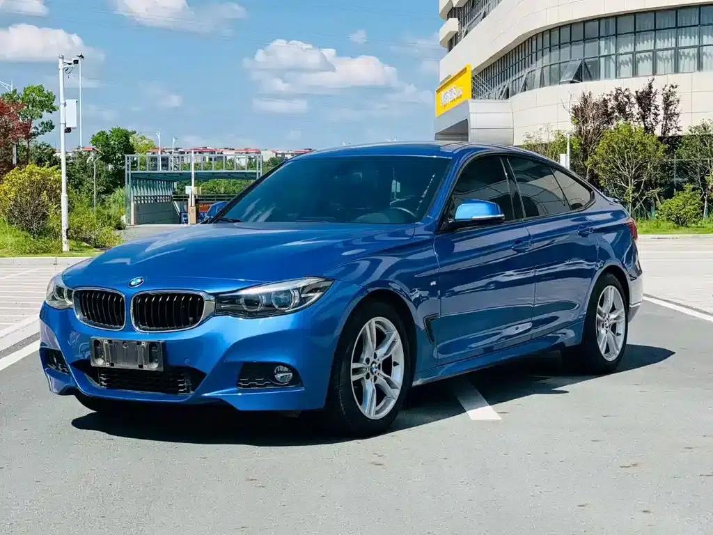2020 BMW 3 Series GT 320i M Sport Package — миниатюра 1
