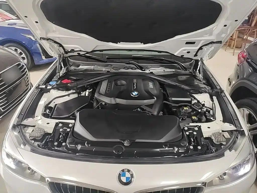 2020 BMW 3 Series GT 320i M Sport Package — миниатюра 20