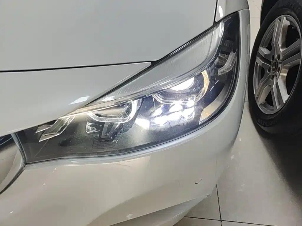 2020 BMW 3 Series GT 320i M Sport Package — миниатюра 24
