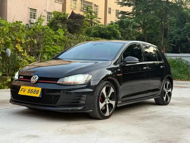 2016 Golf GTI 2.0TSI GTI — миниатюра 1