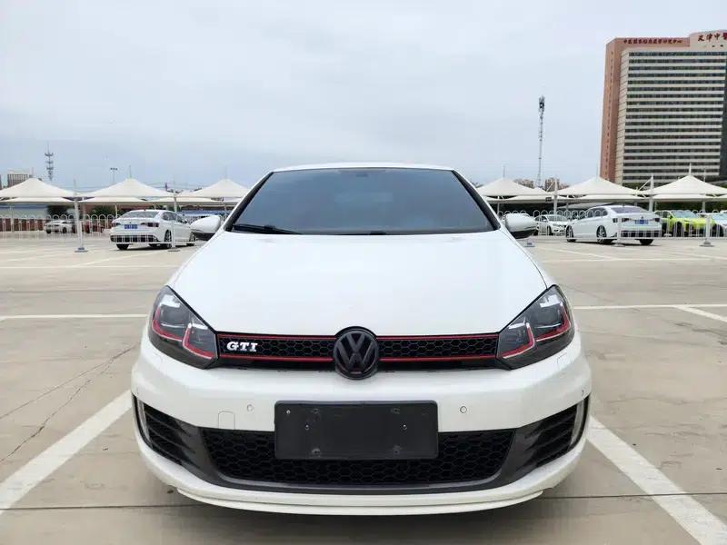 2010 Golf GTI 2.0TSI GTI — миниатюра 2